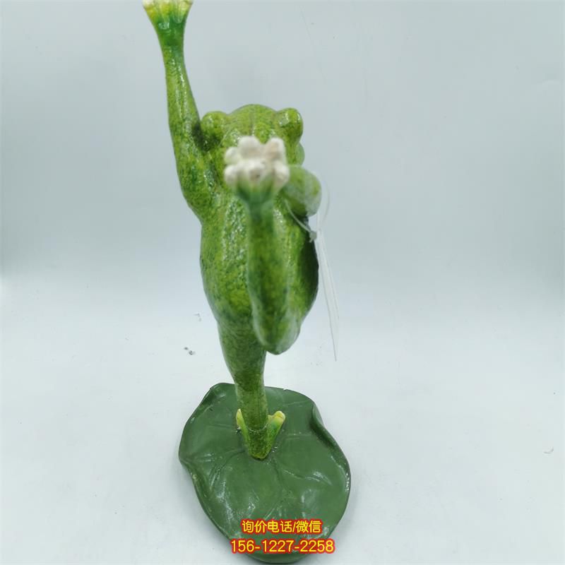 玻璃鋼青蛙雕塑——美化室內(nèi)空間 玻璃鋼青蛙雕塑——美化室內(nèi)空間